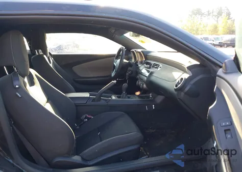 2014 Chevrolet Camaro 1Ls из США, поврежденный, VIN 2G1FE1E31E9217051